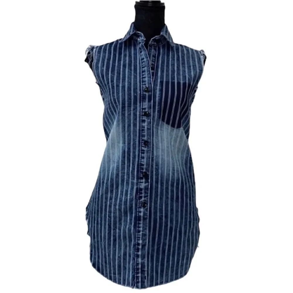 Thrill Sleeveless Denim Top(Size Small)